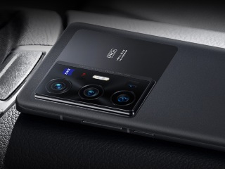 Can Vivo X70 Pro+ Take on iPhone 13, Mi 11 Ultra, and Samsung Galaxy S21+?