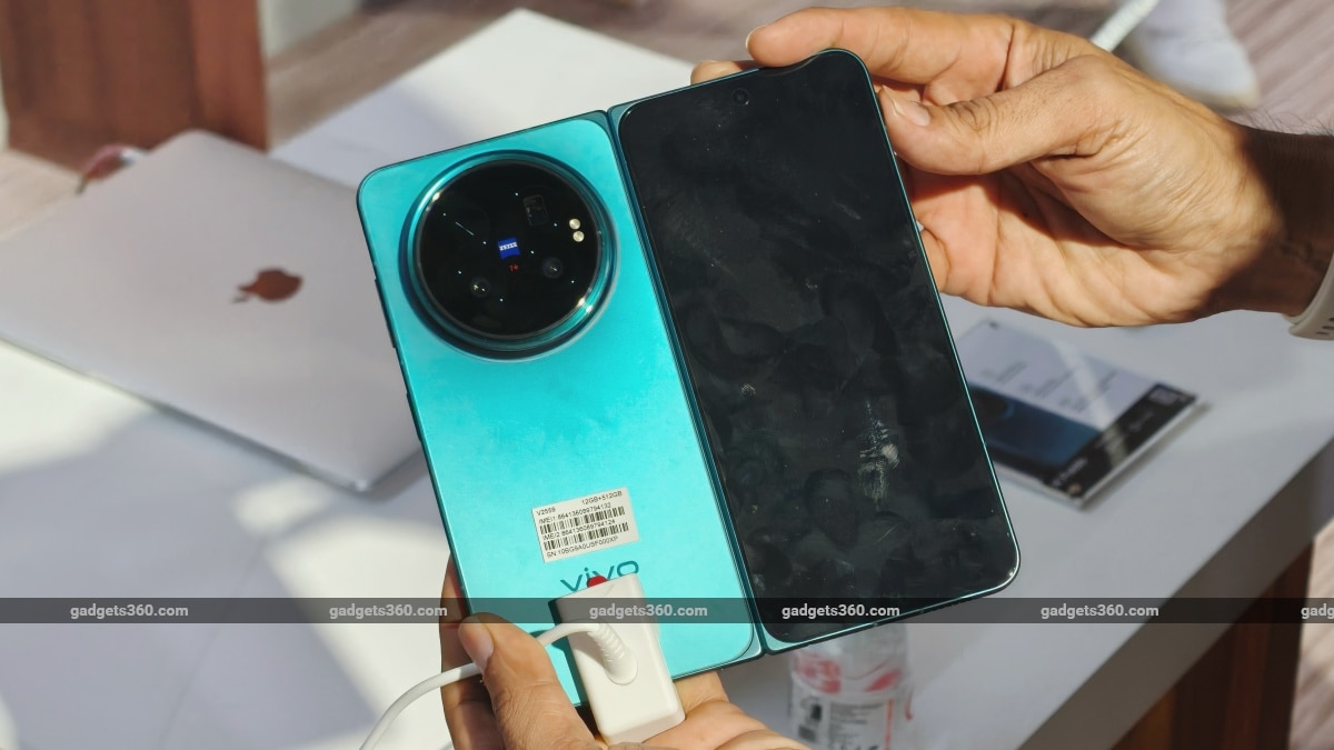 vivo x fold 6 impressions design gadgets 360 VivoXFold6  Vivo