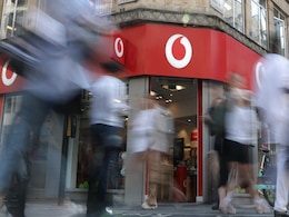 Vodafone Reports Quarterly Revenue Boost Driven by Strong Demand in the UK, Appoints New CFO Vodafone Reports Quarterly Revenue Boost Driven by Strong Demand in the UK, Appoints New CFO