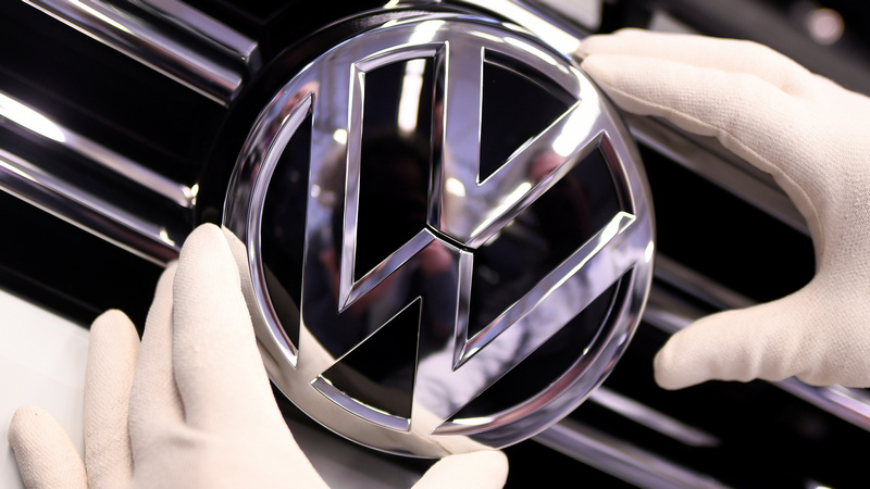 Volkswagen Plans Hourly Subscription For Self-Driving Feature