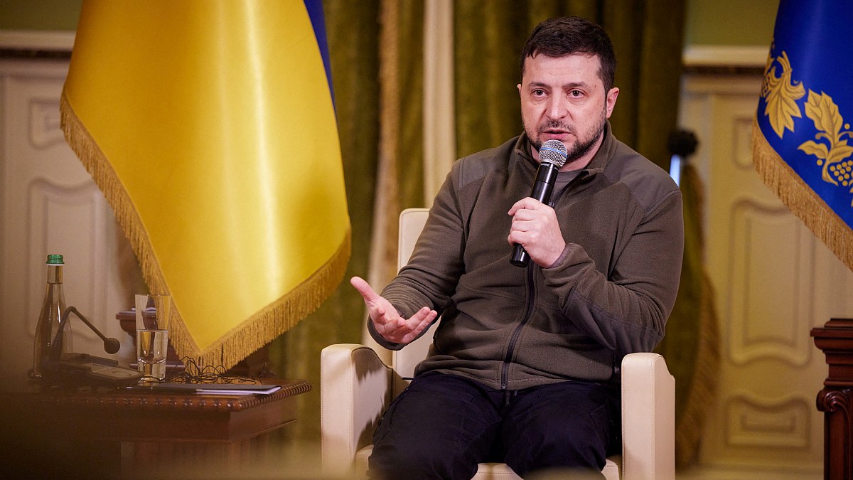 Ukrainian President Volodymyr Zelenskyy's 'Servant of the People' Is Back on Netflix