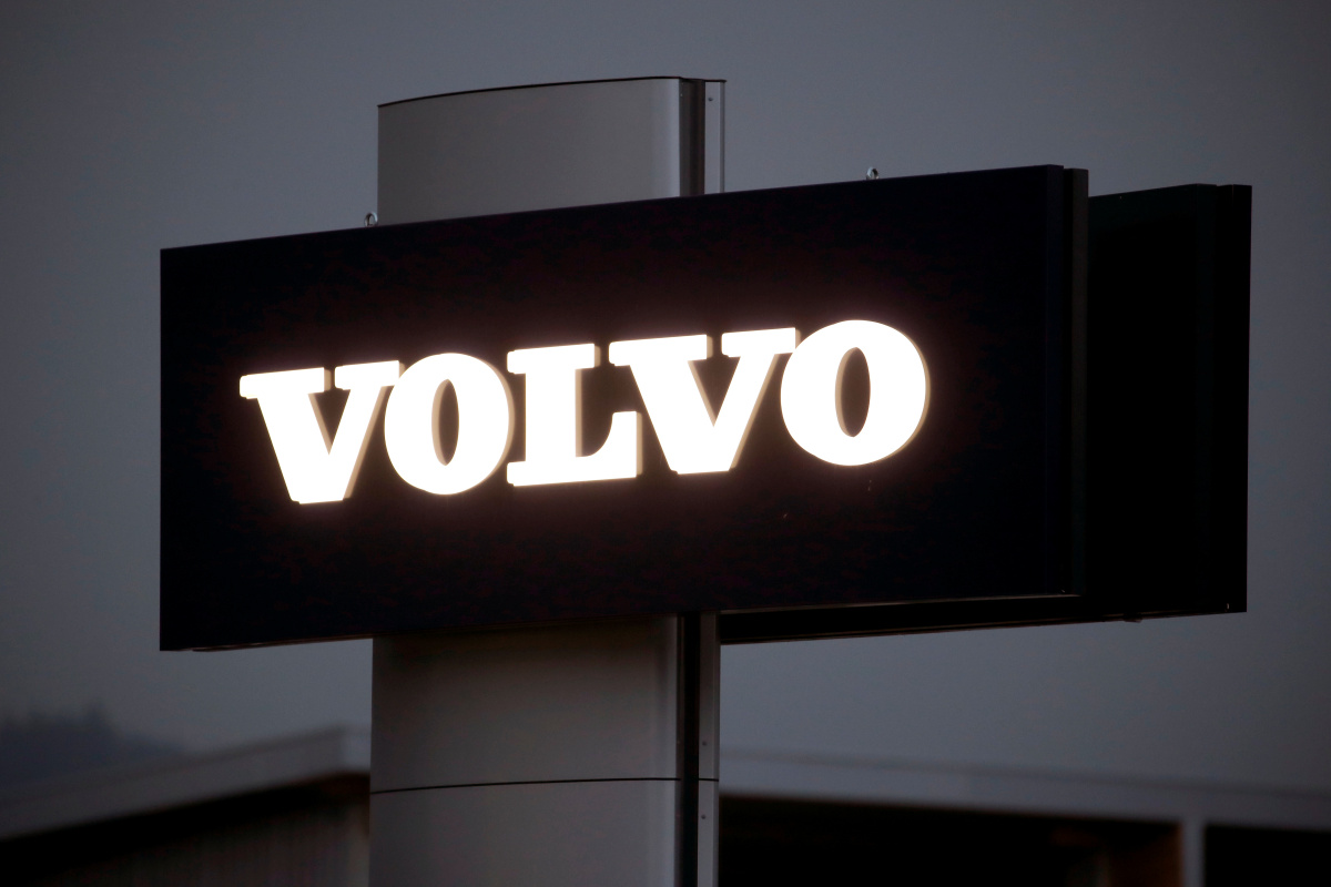 Volvo to Go All Electric by 2030, Sell Exclusively Online