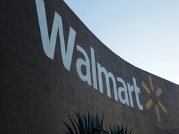 Amazon to Face Tough Wal-Mart Test This Back-to-School Season: JPD Amazon to Face Tough Wal-Mart Test This Back-to-School Season: JPD