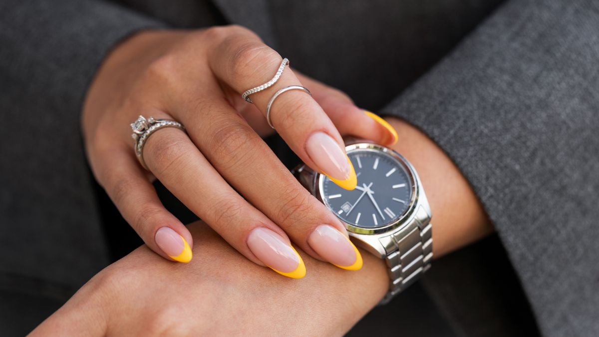 Good Watch Brands For Women Under Rs. 3,999: Choose from Titan, Timex, and More
