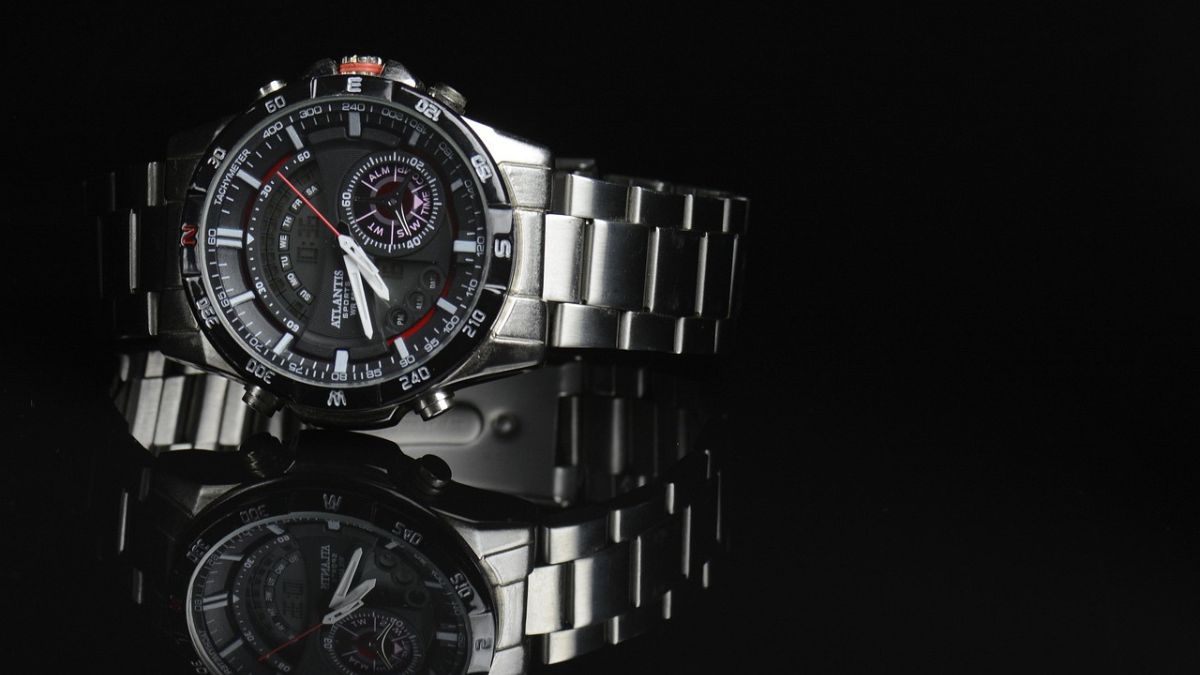 Myntra's Collection of Best Stainless Steel Watches For Men: Choose From Top Brands