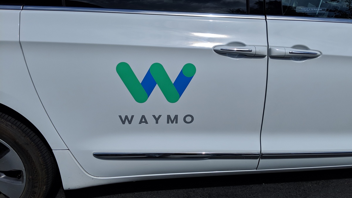 Waymo Teams Up With Renault, Nissan on Robotaxis Outside US