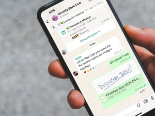 WhatsApp May Let You Share Custom Wallpapers and Chat Themes With Others
