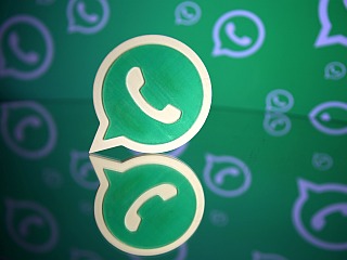 WhatsApp Offers a Glimpse of Dedicated Sticker Search Through Latest Beta