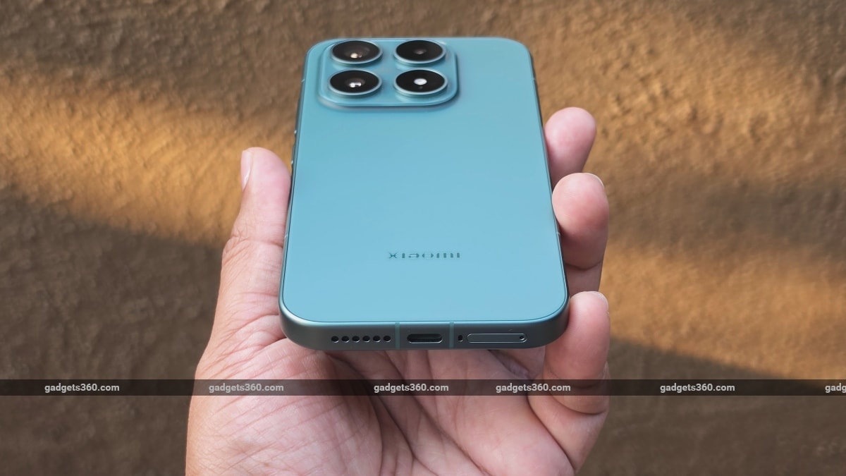 xiaomi 17 design compact gadgets 360 Xiaomi17  Xiaomi