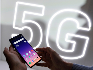 5G Smartphones Launched at MWC 2019: Xiaomi Mi Mix 3 5G, LG V50 ThinQ 5G, Huawei Mate X, More