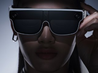 Smartphones With Liquid Cooling and Rollable Displays, AR Glasses and Other Futuristic Devices From MWC 2023