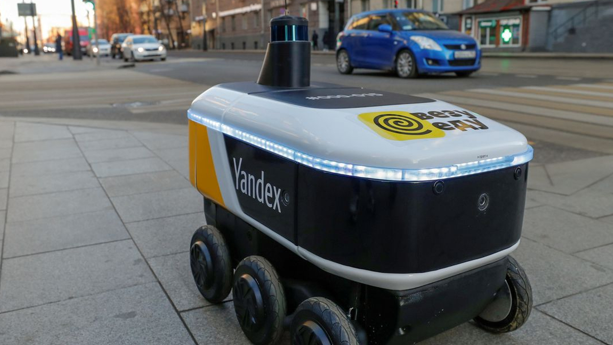 Ukraine Crisis: Delivery Robots With Russian Ties Pulled From Two US Campuses by Grubhub