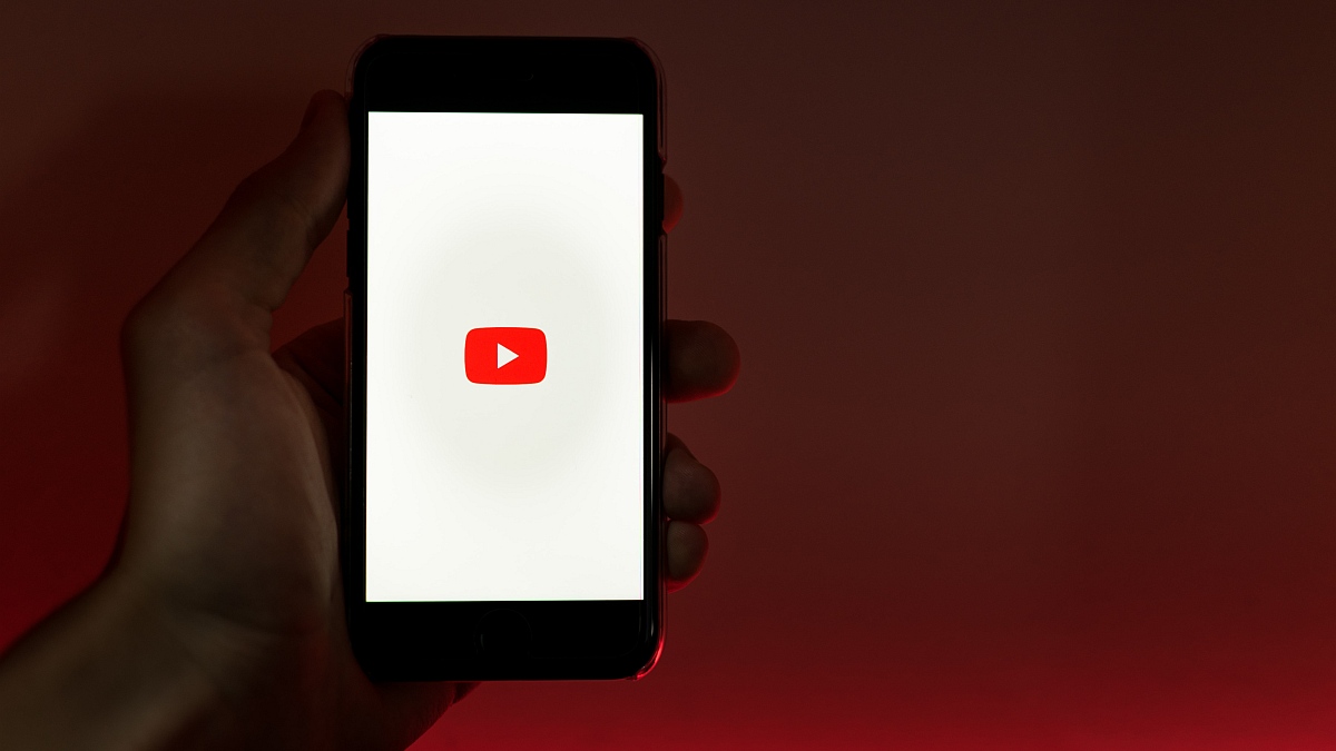 YouTube for Android, iOS Getting a New Confetti-Animation on the Like Button