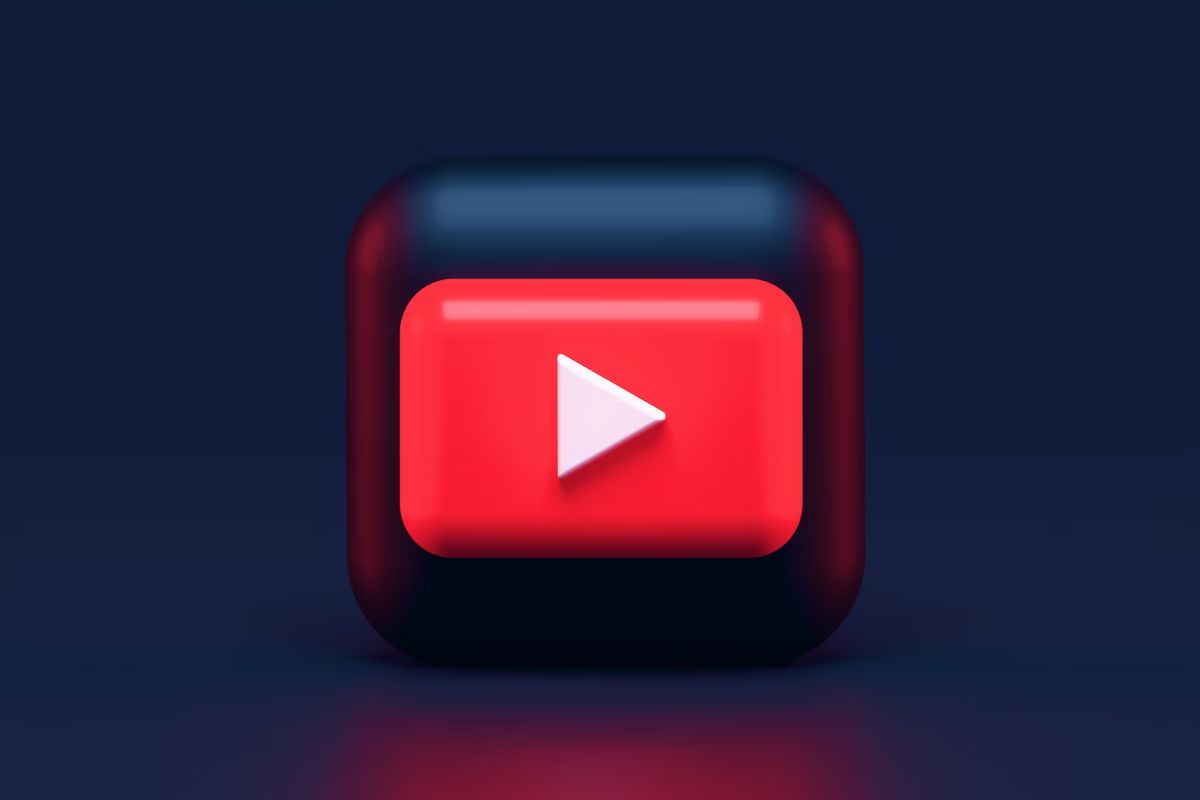 YouTube App Is Reportedly Experimenting With a Red, Green, and Blue Colour-Based Video Feed