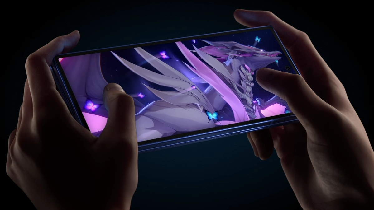 Apple's iPhone Fold Likely to Ship Later Than iPhone 18 Pro, iPhone 18 Pro Max: Mark Gurman