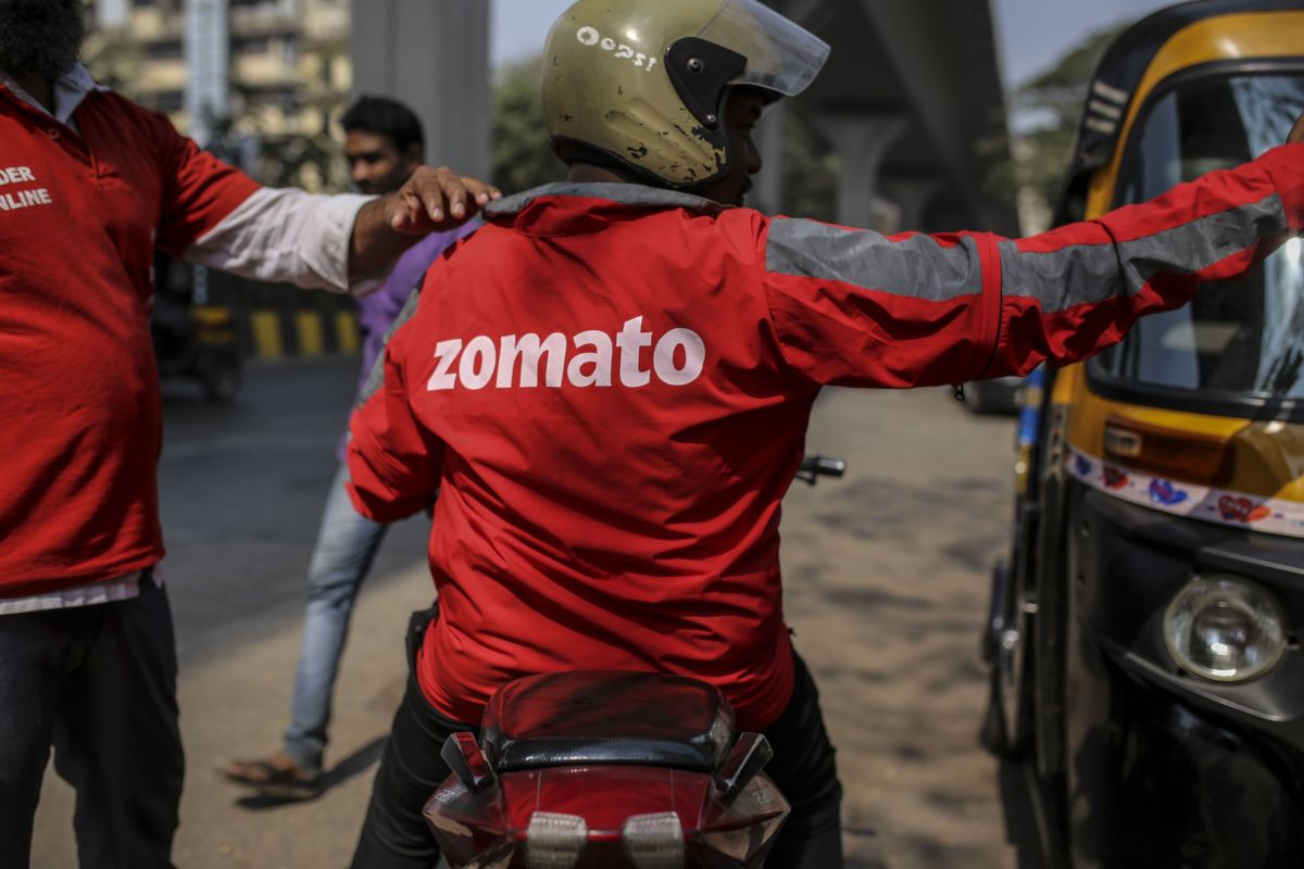 Zomato, Zypp Electric Partner to Deploy 1 Lakh Electric Scooters for Last-Mile Deliveries by 2024