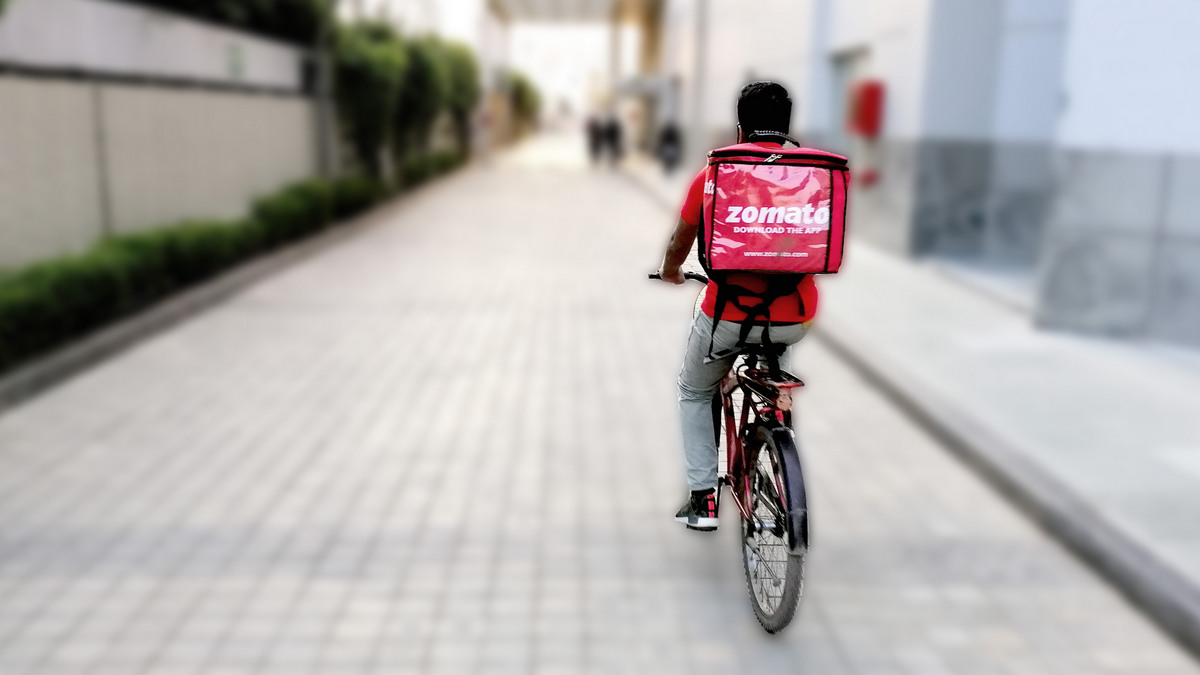 Zomato Buys Food Donation Startup With Aim to Feed 100 Million Underprivileged a Month
