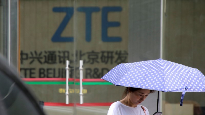 US Lets ZTE Resume Some Activity