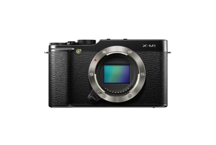 FUJIFILM X−M1 Buy Fujifilm X-M1 Compact System 16 MP Digital Camera with 3-Inch
