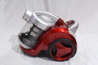 Croma CRAV00458 Dry Vacuum Cleaner (Red)