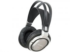 Compare Beats Pro Wired Headphones vs Panasonic RP-WF950E Wireless Headphones