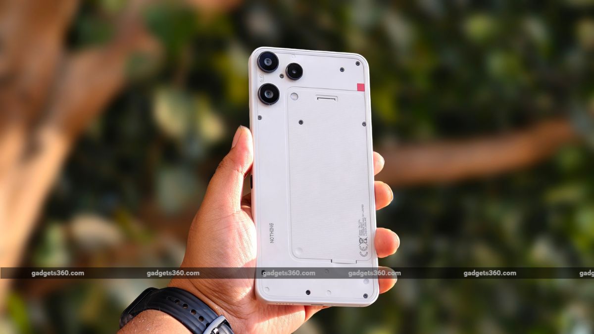 Nothing Phone 3a Lite Gallery इमेजिस