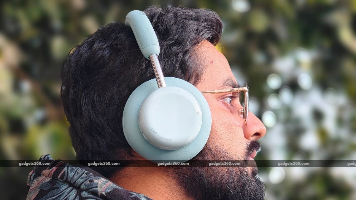 CMF Headphone Pro Gallery इमेजिस
