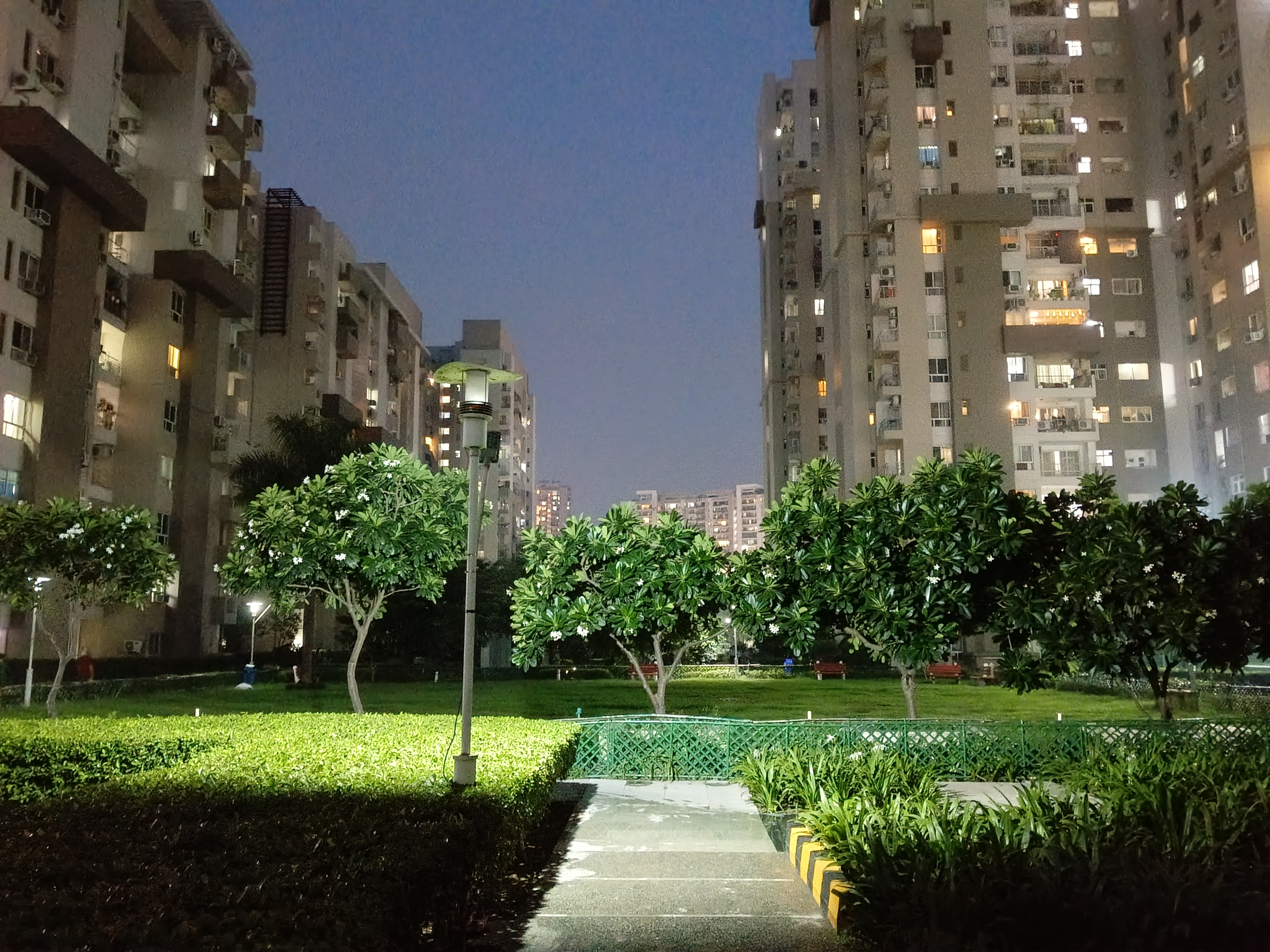 Realme 16x 5G Camera Images