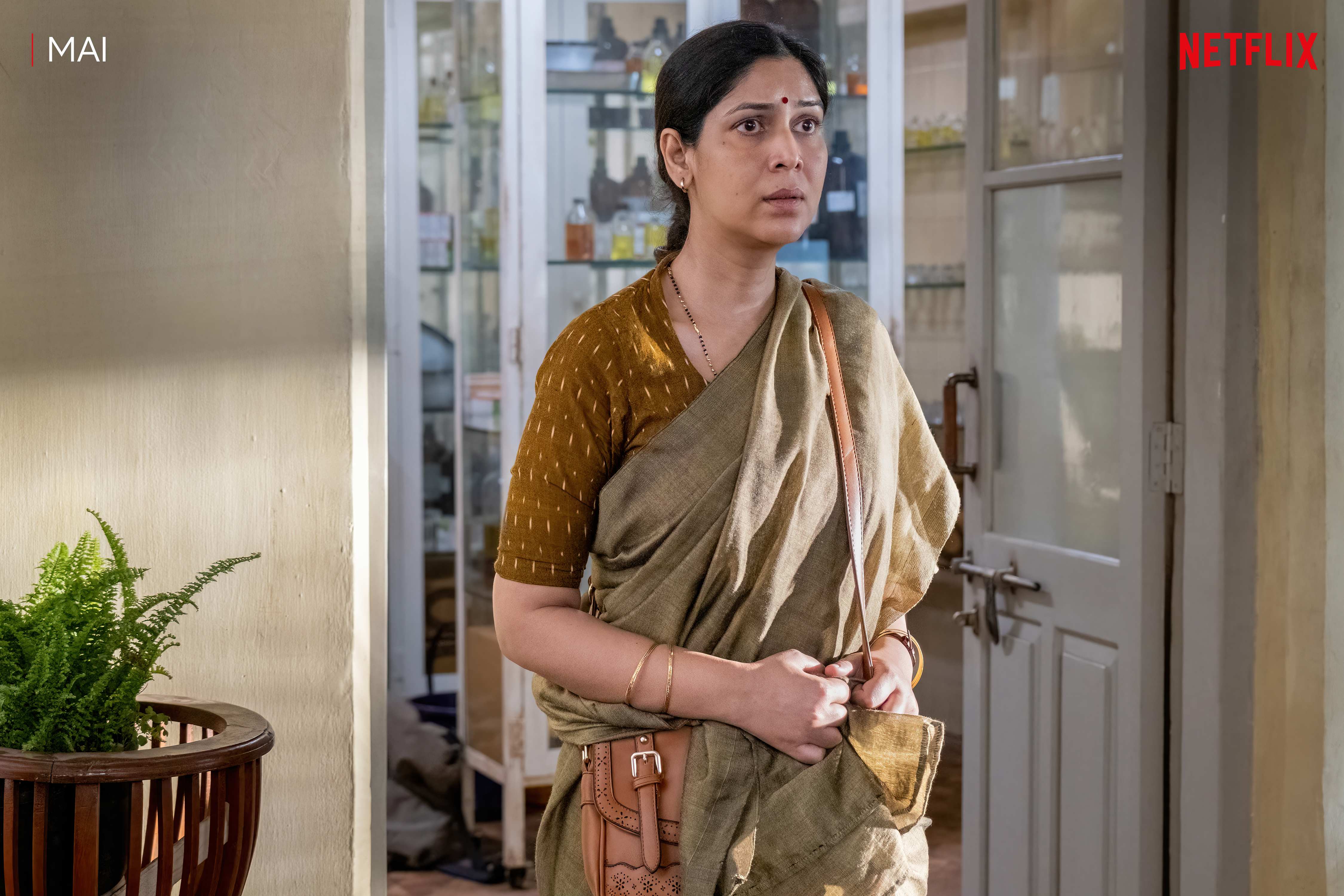 Mai: Netflix Unveils Trailer, April Release Date, Poster for Sakshi Tanwar Web Series