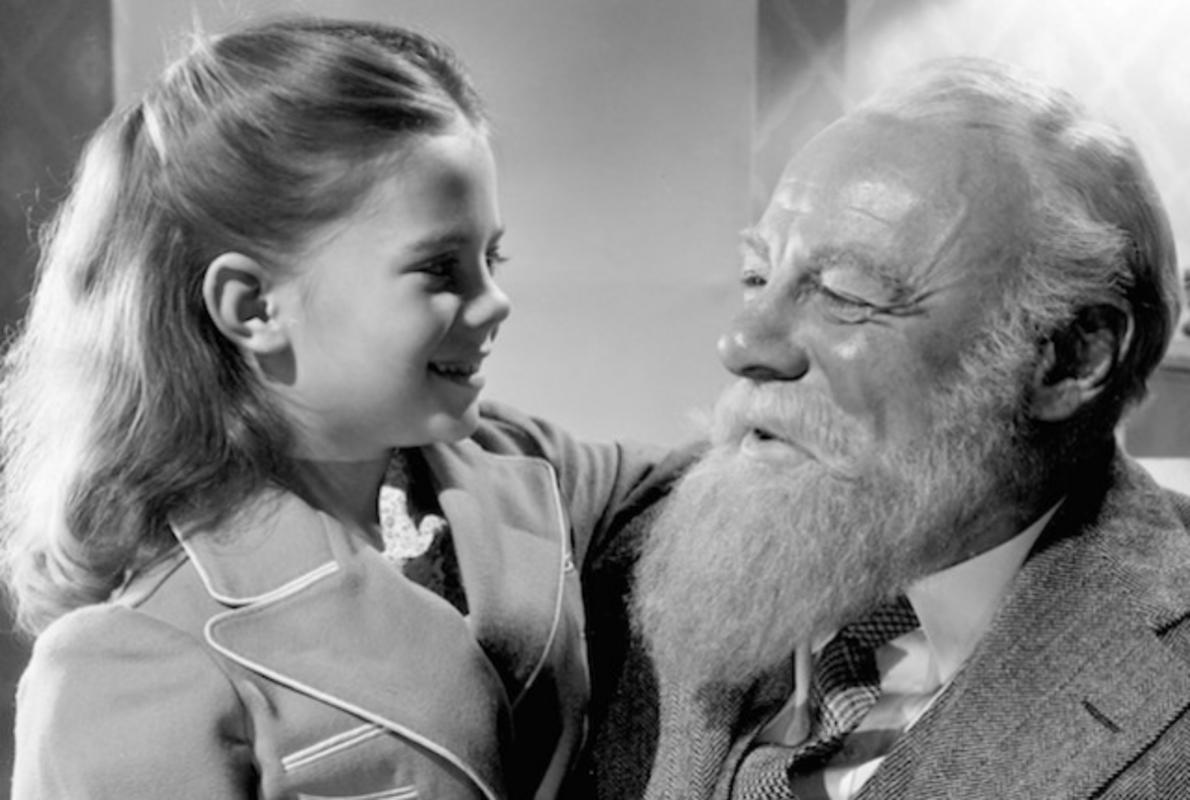 Miracle on 34th Street Movie Cast, Release Date, Trailer, Songs and Ratings