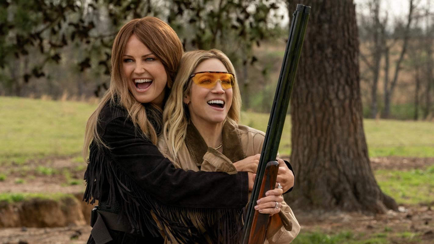 The Hunting Wives TV Series | Review, Cast, Trailer - Gadgets 360