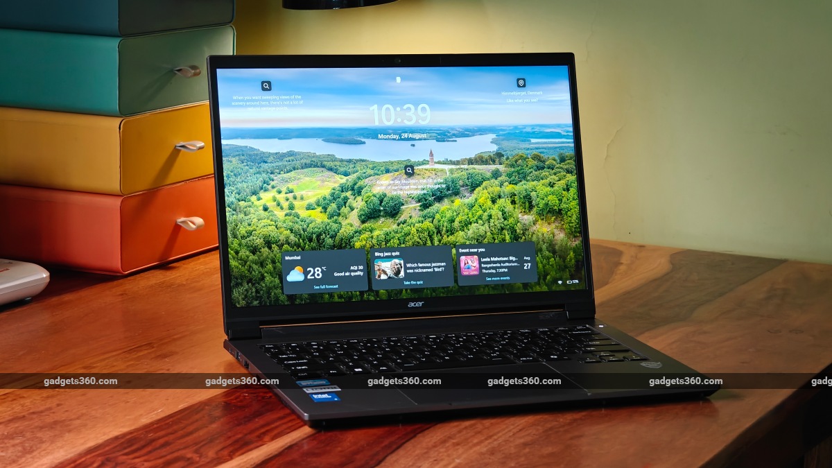 Acer TravelLite TL24-54M Gallery Images