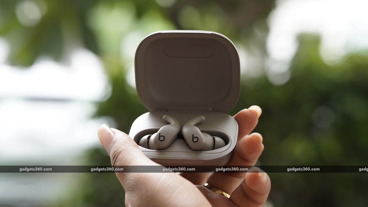 Beats Powerbeats Fit True Wireless Stereo (TWS) Earphones Gallery Images