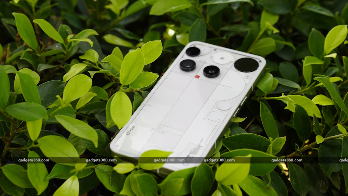 Nothing Phone 3 Gallery इमेजिस