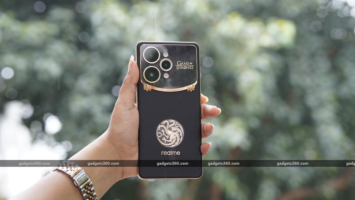 Realme 15 Pro Game of Thrones Limited Edition Gallery Images