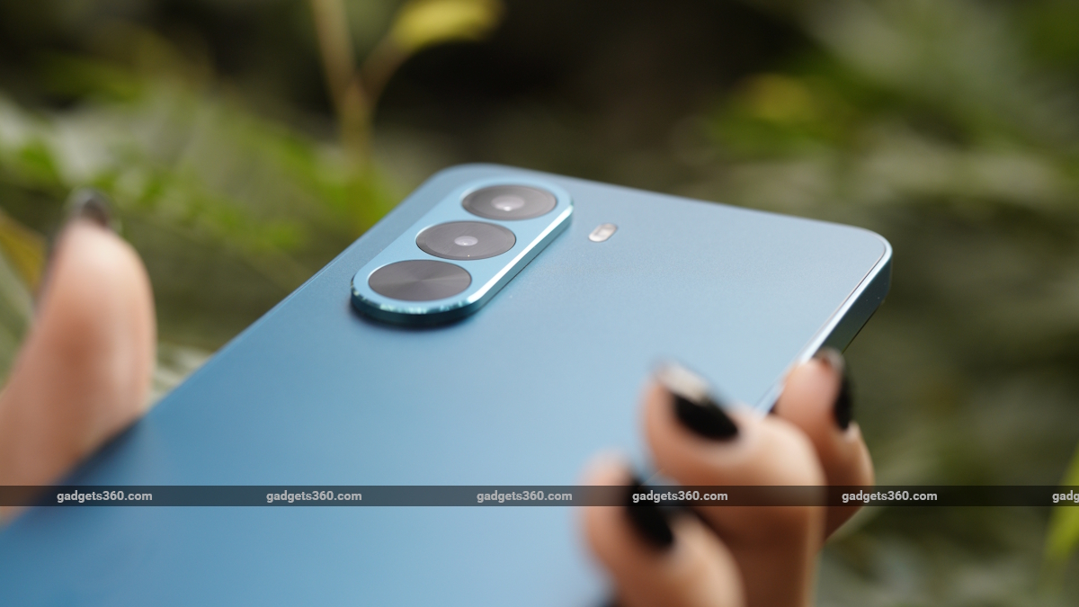 Realme P4x 5G Gallery Images