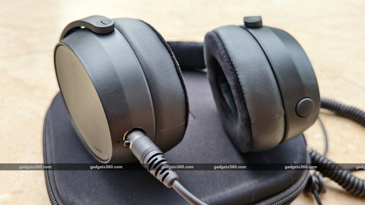 Sennheiser HD 480 Pro Plus Wired Headphones Gallery Images