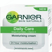 Garnier Skin Naturals Daily Care Moisturising Cream (40GM)